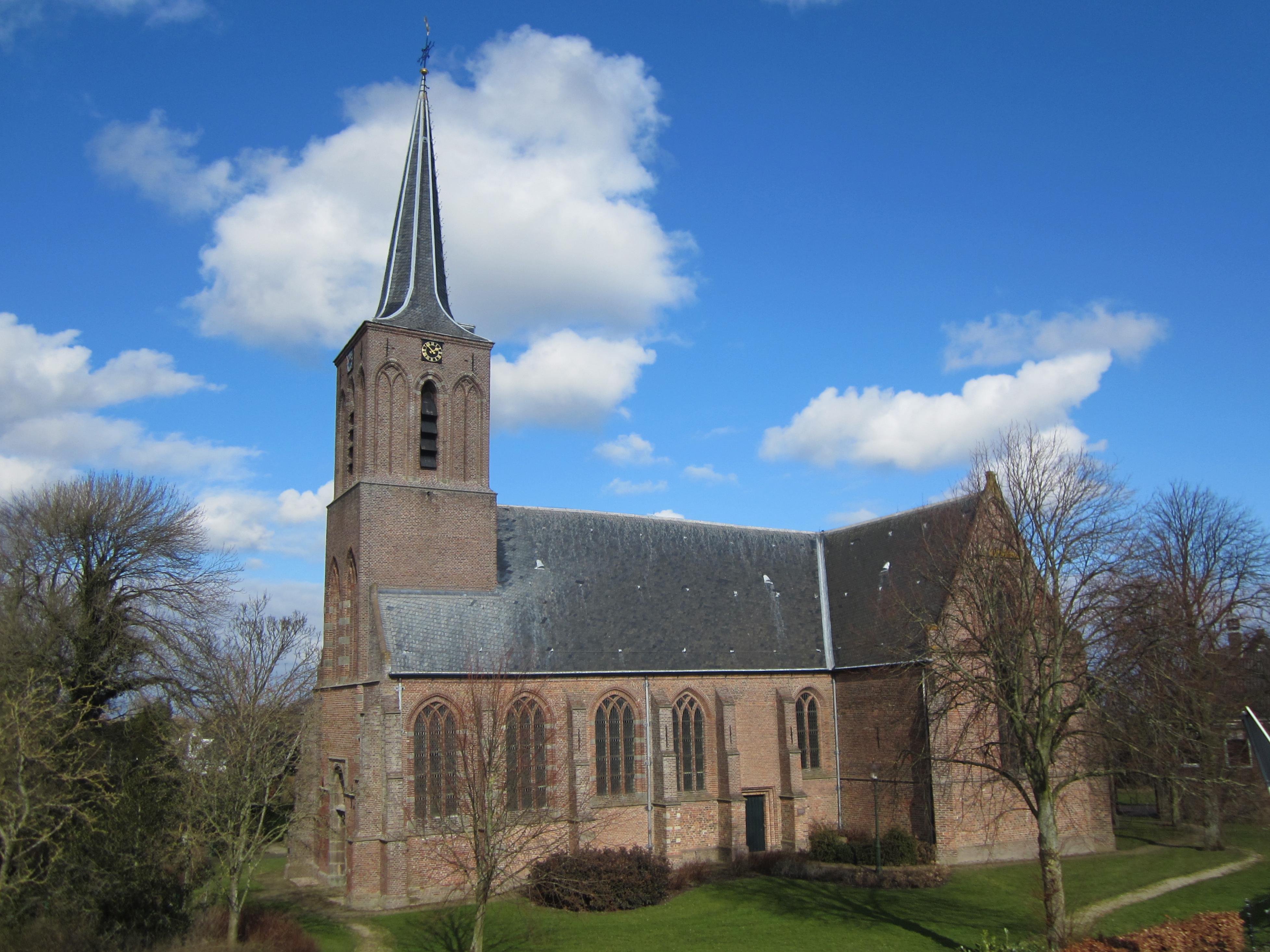 Potentiële kopers Martinuskerk Schellinkhout willen in kerk woning èn bedrijf